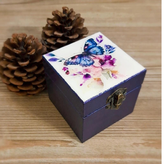 جعبه چوبی طرح پروانه